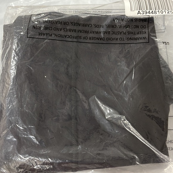 ZUDA Interlock Knit Leggings with Twist Trim Detail Medium - Picture 12 of 12